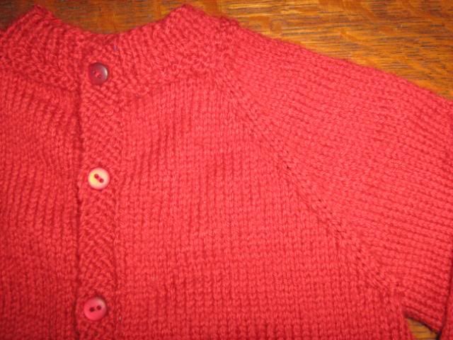 baby cardigan neck detail