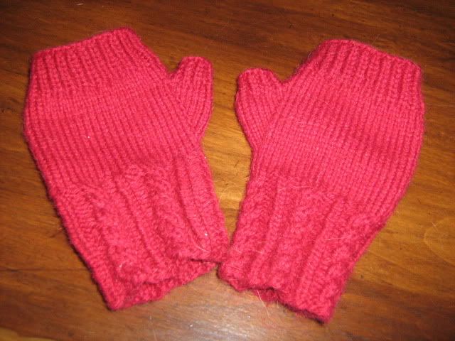 ladies cable cuff mitts in Dark Horse Fantasy