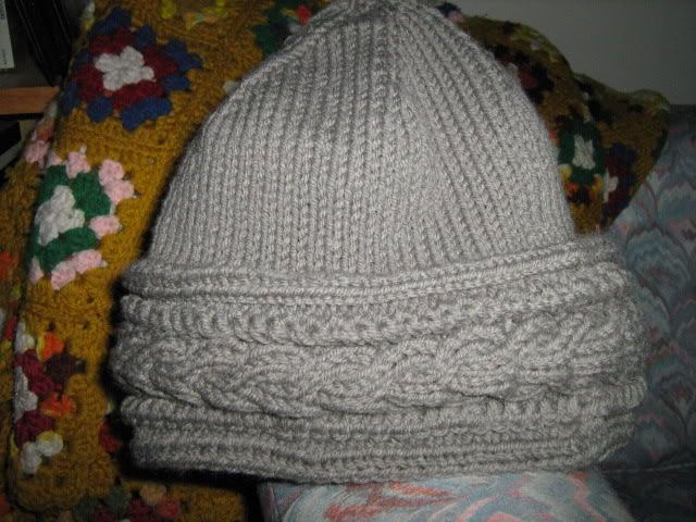 Gray Cable Band Hat