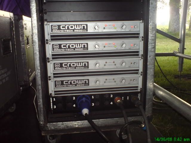 http://i269.photobucket.com/albums/jj43/hondax8r/DSC00118.jpg