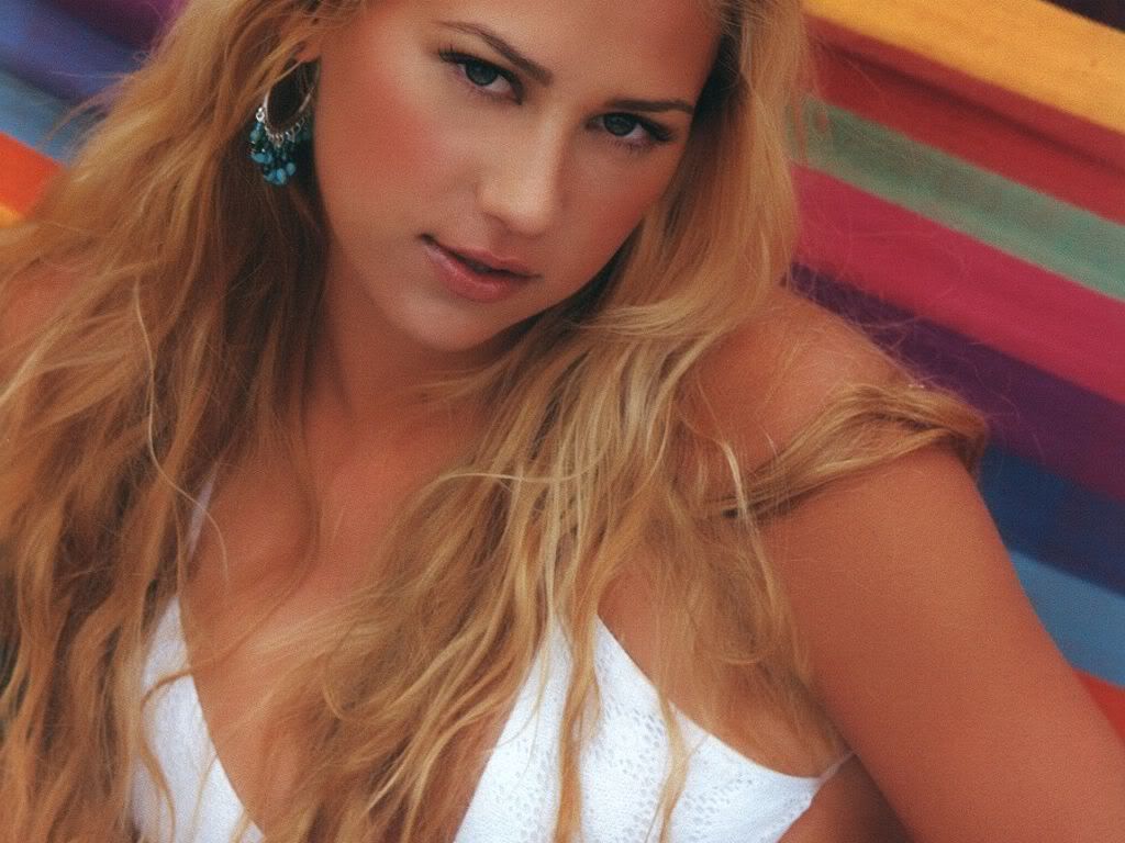 anna421024x768.jpg