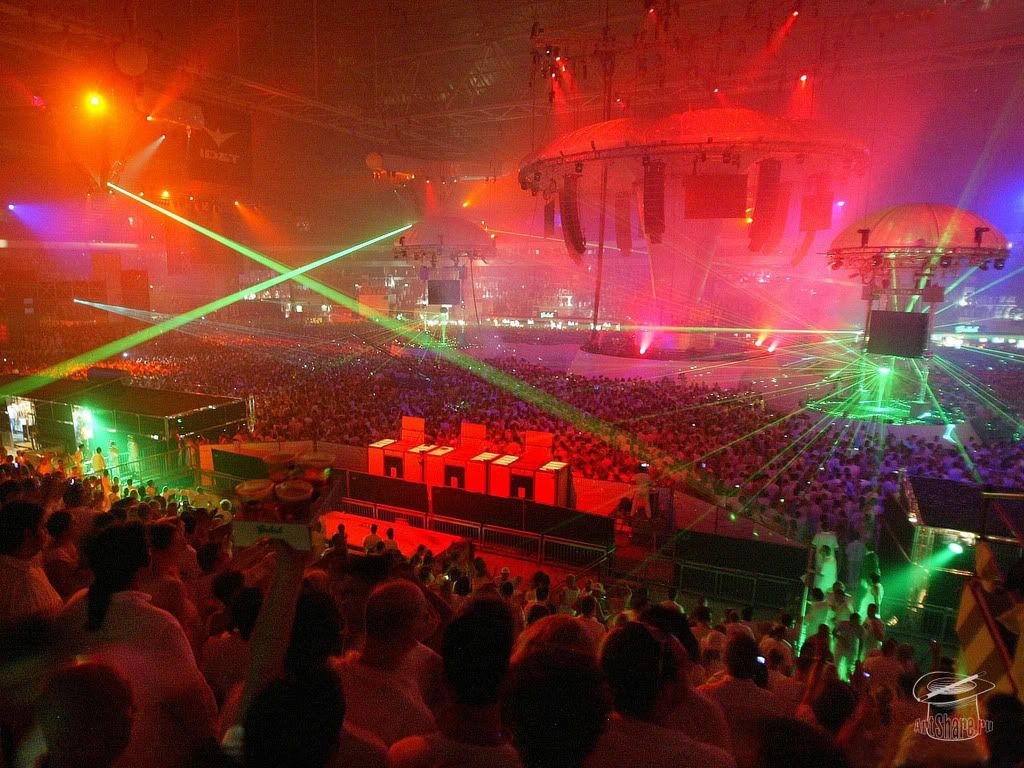club_wallpapers04_artshareru.jpg