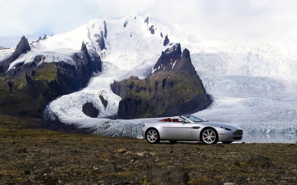 Aston-M_Vantage-Roadster_110_1920x1.jpg