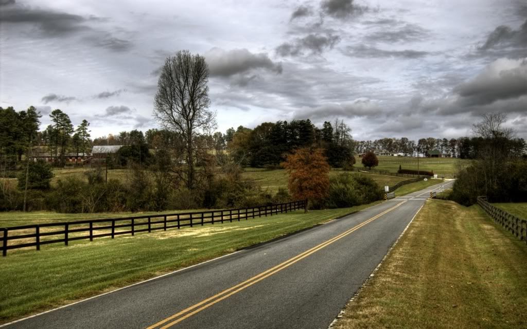 ws_Country_Road_1680x1050.jpg