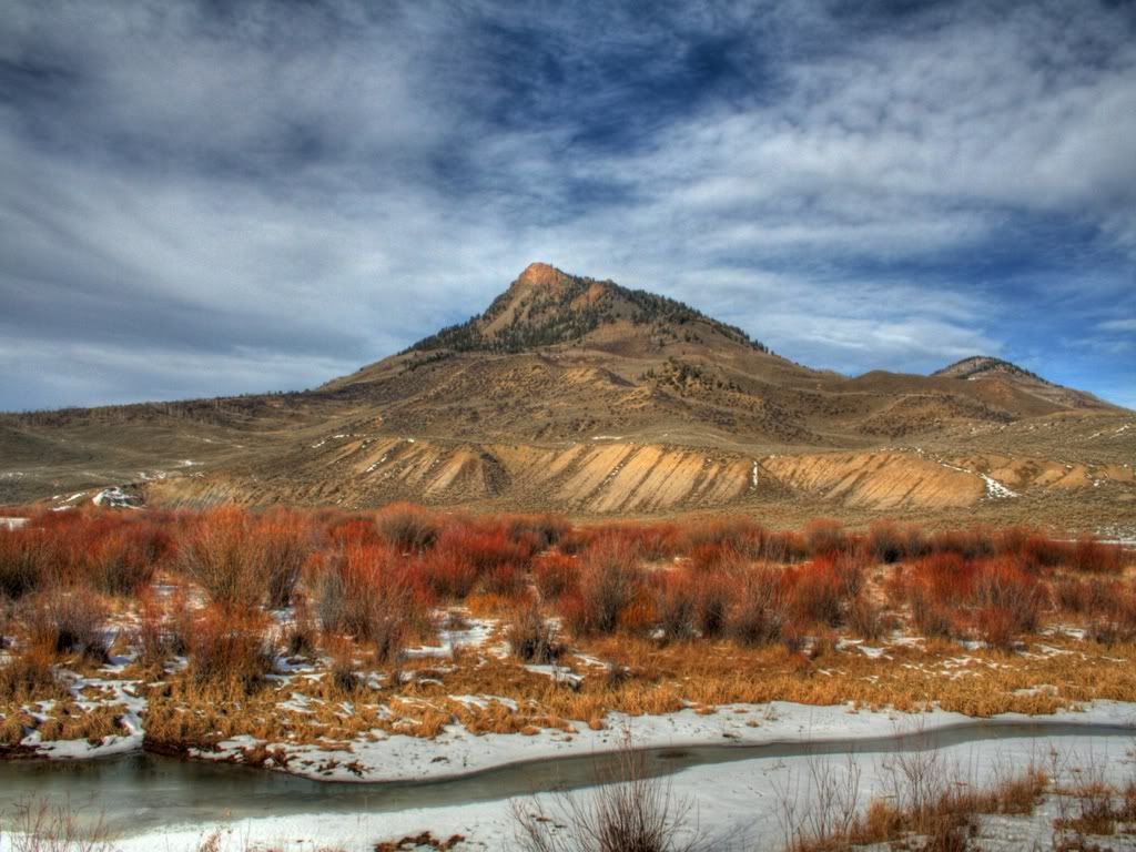 ws_Dry_Desert_Peak_1600x1200.jpg