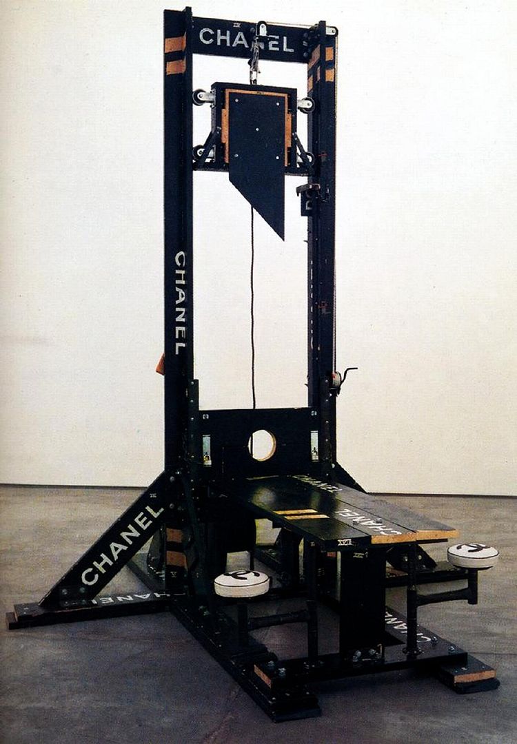 Modern Guillotine photo: Modern Guillotine ModernGuillotine.jpg