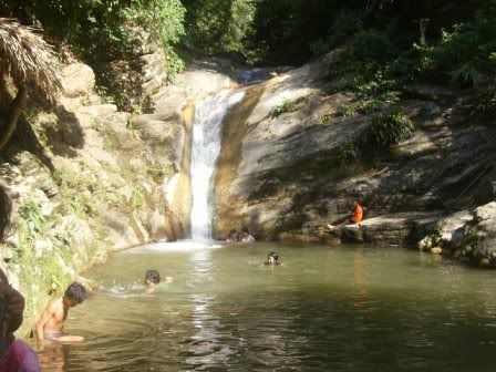 Aninuan Falls