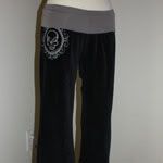 Spring Cleaning! Skull Cameo Velour Yoga Pants Sz S