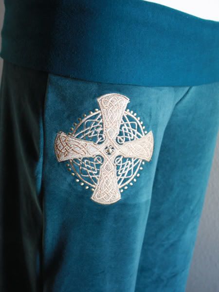 Celtic cross Yoga Pants Sz Small