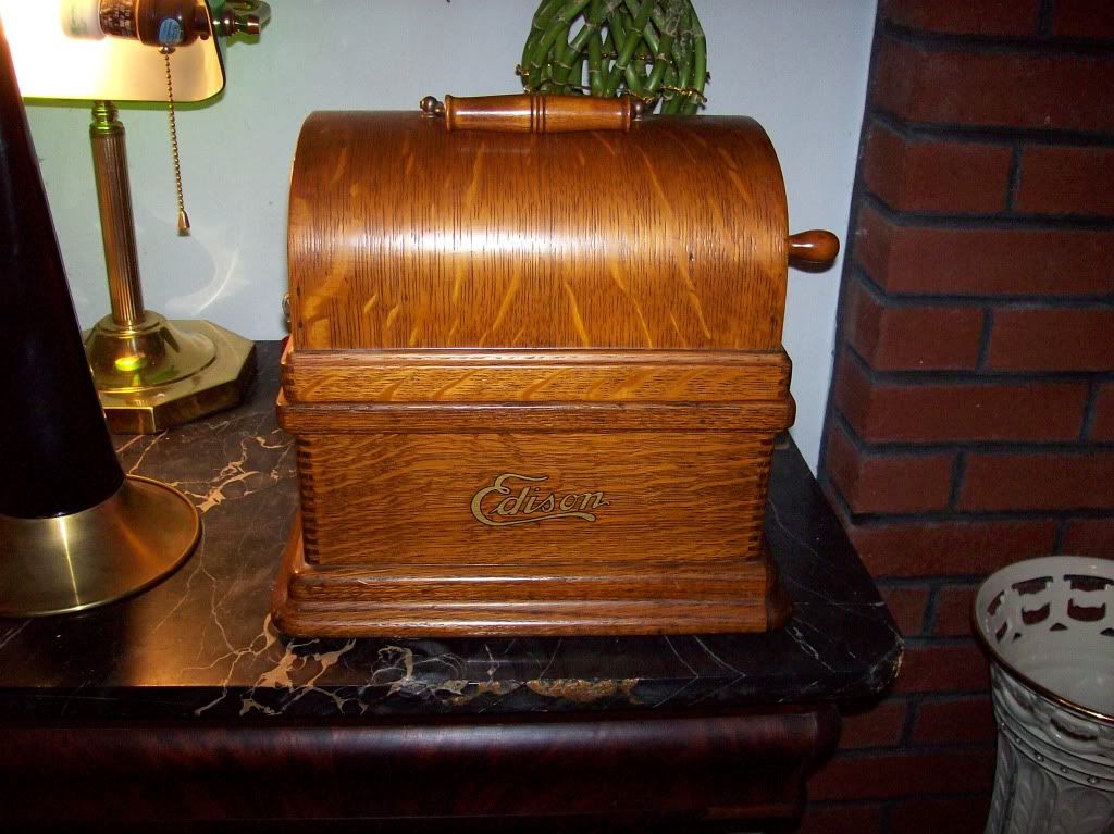 Edison Fireside Phonograph