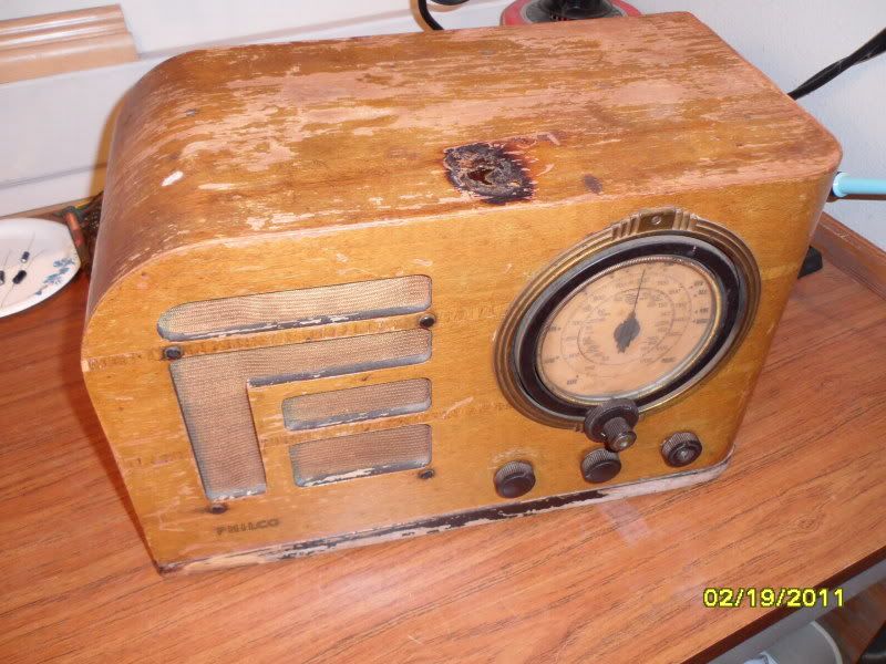 [Image: Philco38-7asfound.jpg]